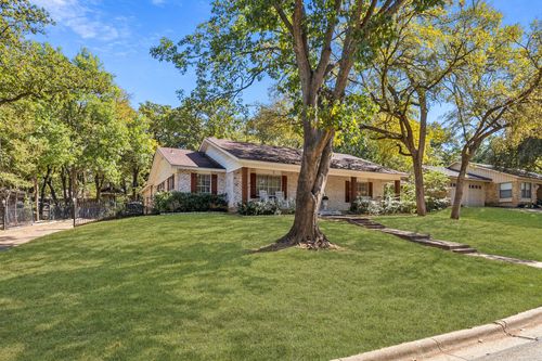 3528 Sheffield Dr, Arlington, TX, 76013-1130 | Card Image