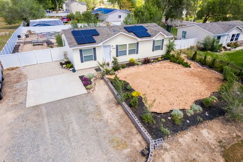 1530 1500, Vernal, UT, 84078-9616 | Card Image