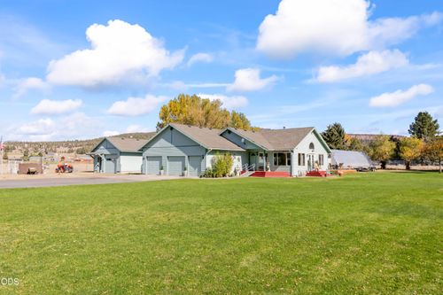7208 Ne Ochoco Hwy, Prineville, OR, 97754-7901 | Card Image