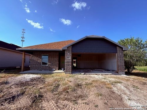 806 W Bates St, Beeville, TX, 78102 | Card Image