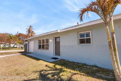 250 Harbour Dr E, Indian Harbour Beach, FL, 32937-4217 | Card Image