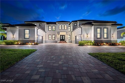 3924 W Riverside Dr, FORT MYERS, FL, 33901-8731 | Card Image