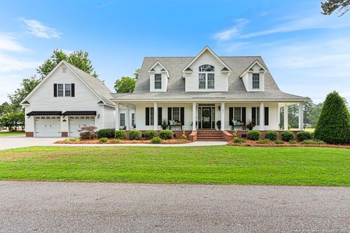 101 E Royal St, Salemburg, NC, 28385 | Card Image