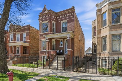 2-1526 N Springfield Avenue, Chicago, IL, 60651 | Card Image