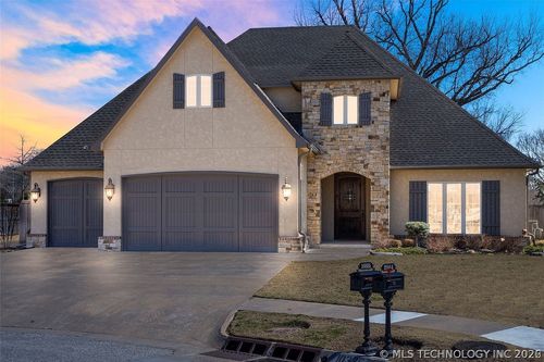 10335 College Ave, Tulsa, OK, 74137-8713 | Card Image