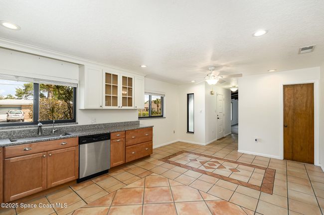 380 N 2 Nd St, House other with 3 bedrooms, 2 bathrooms and null parking in Cocoa Beach FL | Image 10