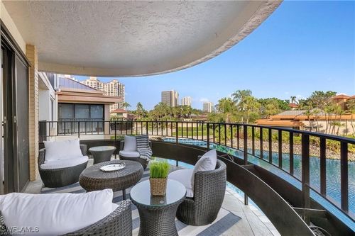 apt-422-6710 Pelican Bay Blvd, NAPLES, FL, 34108-8220 | Card Image