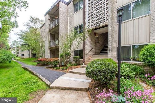 126-5202 Crossfield Ct, ROCKVILLE, MD, 20852-2153 | Card Image