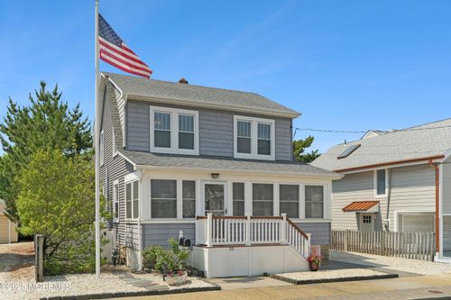 53 D St, Seaside Park, NJ, 08752-1620 | Card Image