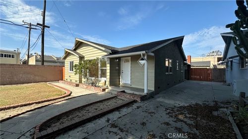 6651 Coronado Ave, Long Beach, CA, 90805-2818 | Card Image