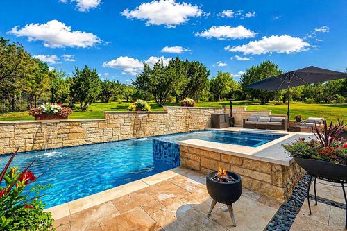 245 Bristlecone Dr, Driftwood, TX, 78619-4470 | Card Image