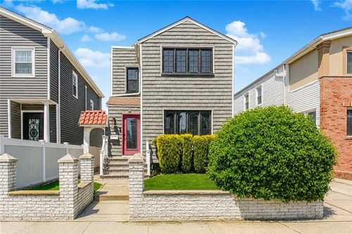 138-56 232nd St, Laurelton, NY, 11413-2837 | Card Image