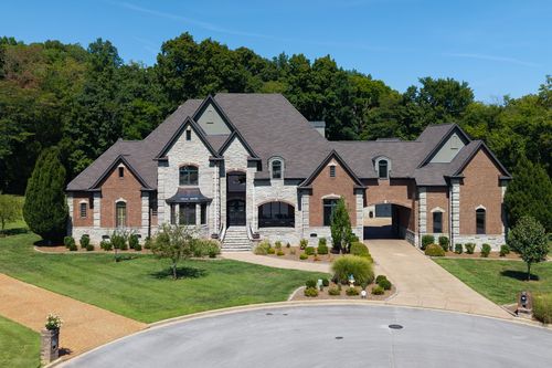 107 Glen Haven Ct, Lebanon, TN, 37087-1389 | Card Image