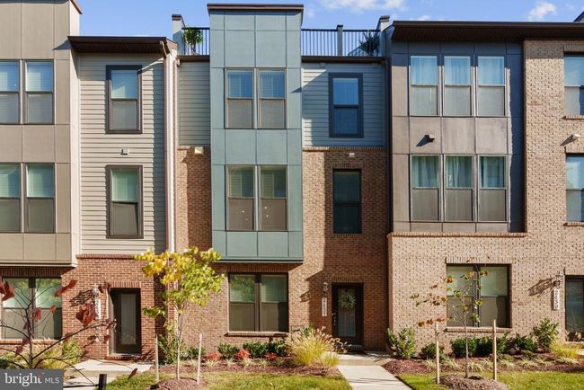 2437 Liberty Loop, Townhouse with 4 bedrooms, 5 bathrooms and null parking in HERNDON VA | Image 24
