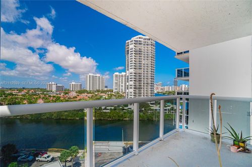 1048-20515 E Country Club Dr, Aventura, FL, 33180-3044 | Card Image