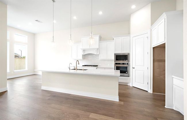 12406 Drifting Oakwood Ln, House other with 4 bedrooms, 3 bathrooms and 3 parking in Cypress TX | Image 16