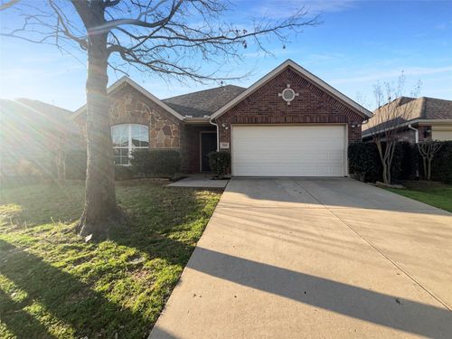 500 Maverick Dr, Lake Dallas, TX, 75065-3495 | Card Image