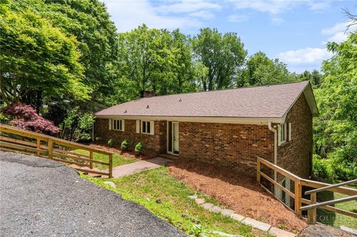 161 Blanwood Dr, Boone, NC, 28607-4211 | Card Image