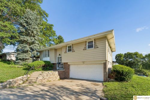 7804 Seymour St, Ralston, NE, 68127-2839 | Card Image