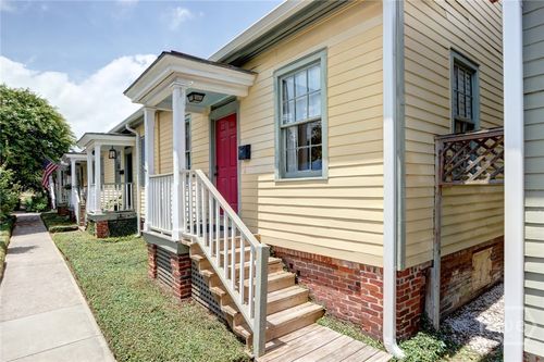 534 E Charlton St, Savannah, GA, 31401-4612 | Card Image