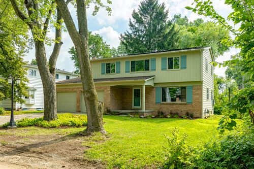 2709 Kimberley Rd, Ann Arbor, MI, 48104-6452 | Card Image