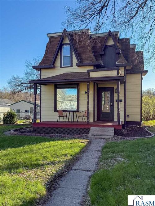 315 N Payne St, New Ulm, MN, 56073-1945 | Card Image