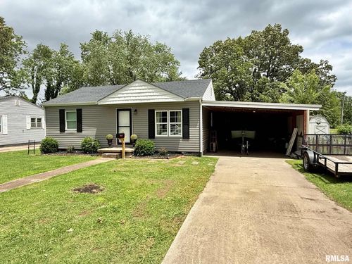 2040 Greenview Ave, Metropolis, IL, 62960-1129 | Card Image