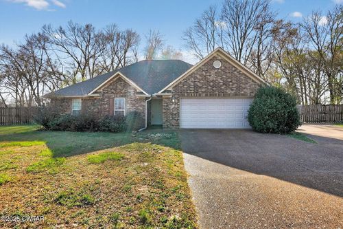 235 Sparrow Cv, Medina, TN, 38355-6881 | Card Image