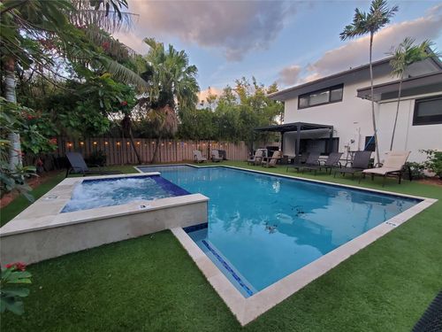 2009 Admirals Way, Fort Lauderdale, FL, 33316-3643 | Card Image