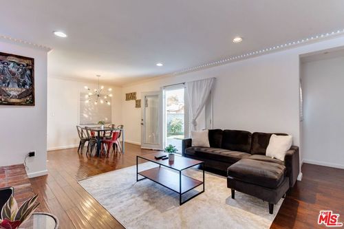 7553 Garden Grove Ave, Reseda, CA, 91335 | Card Image