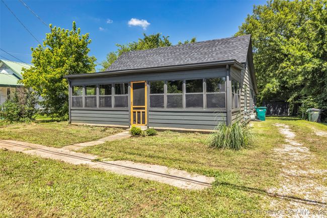511 Maple St, House other with 2 bedrooms, 1 bathrooms and null parking in Sapulpa OK | Image 9