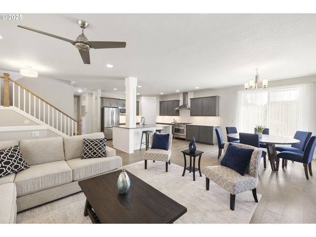 21338 Sw Simon Ter, House other with 5 bedrooms, 3 bathrooms and 2 parking in Sherwood OR | Image 6