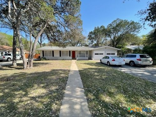 112 Ohio St, New Braunfels, TX, 78130-8108 | Card Image