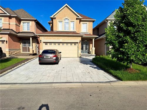 39 Matteo Trail, Hamilton, ON, L9B0E6 | Card Image