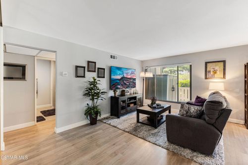 17-348 Chestnut Hill Ct, Thousand Oaks, CA, 91360-3806 | Card Image