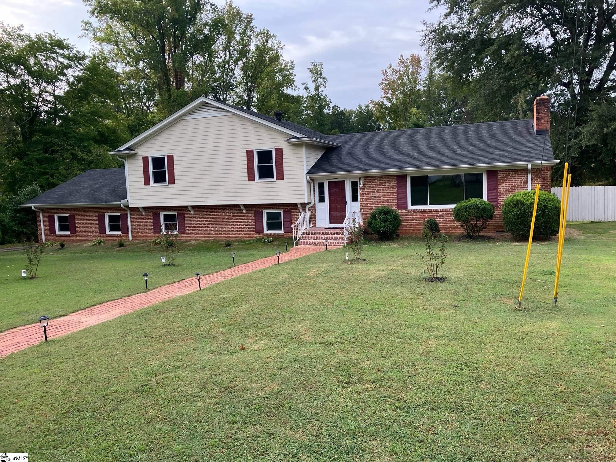 Ivy Trl, Greenville, SC 29615