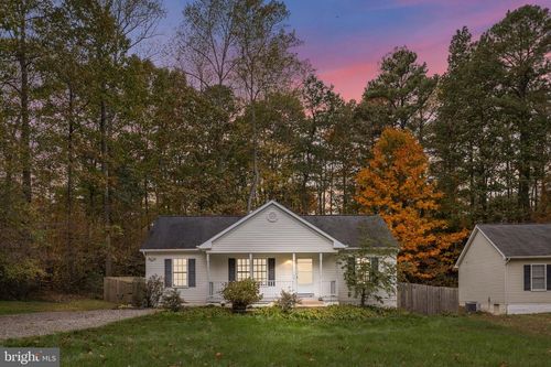 209 Norfolk Dr, Ruther Glen, VA, 22546-5056 | Card Image