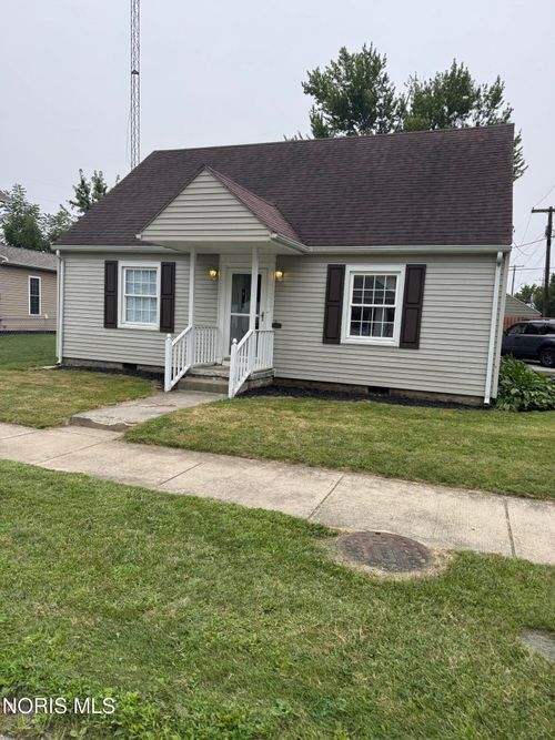 223 Larkins St, Findlay, OH, 45840-4708 | Card Image