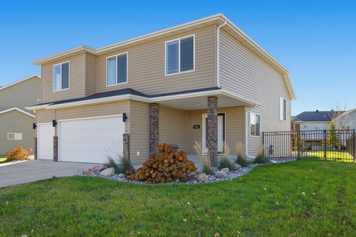 3502 8th St E, West Fargo, ND, 58078-5422 | Card Image