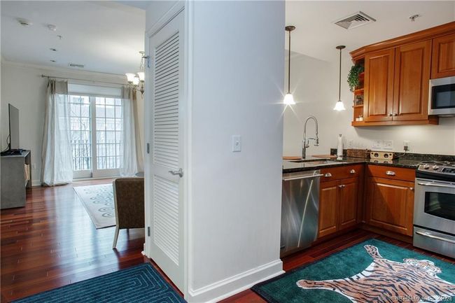 APT-215 - 85 Memorial Rd, Condo with 1 bedrooms, 1 bathrooms and null parking in West Hartford CT | Image 10