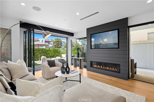 608 Orchid Ave, Corona del Mar, CA, 92625 | Card Image