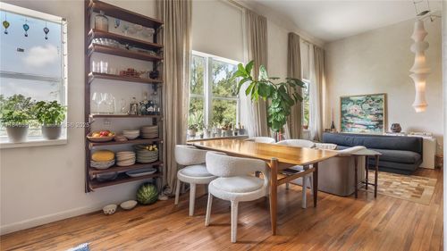 apt-307-1521 Lenox Ave, Miami Beach, FL, 33139-3373 | Card Image
