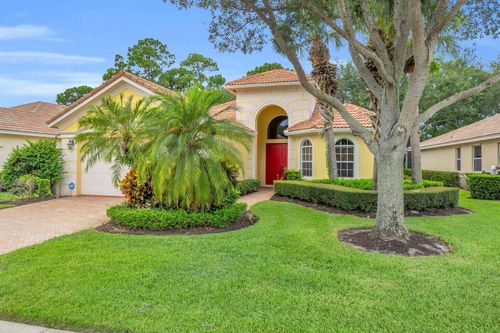 8821 Champions Way, Port St. Lucie, FL, 34986-2805 | Card Image