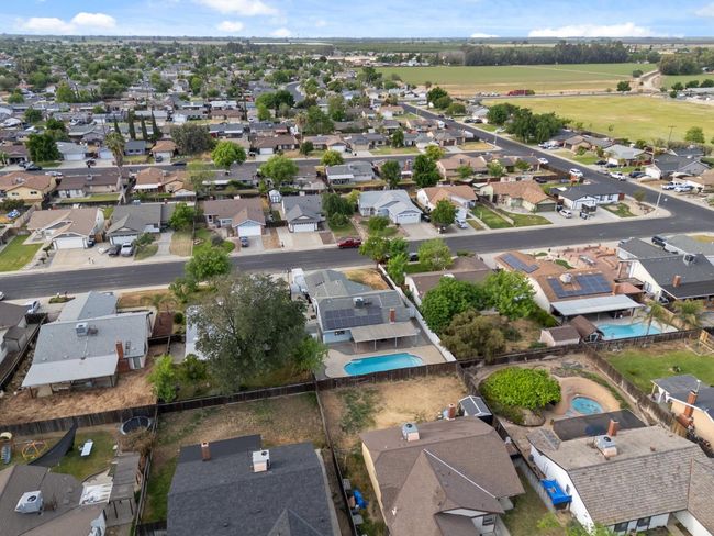 1045 Clover Ln, House other with 3 bedrooms, 0 bathrooms and null parking in Hanford CA | Image 35