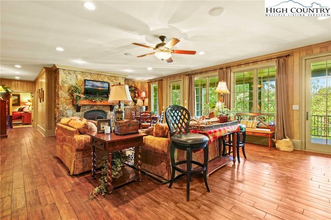 Lower level living | Image 34