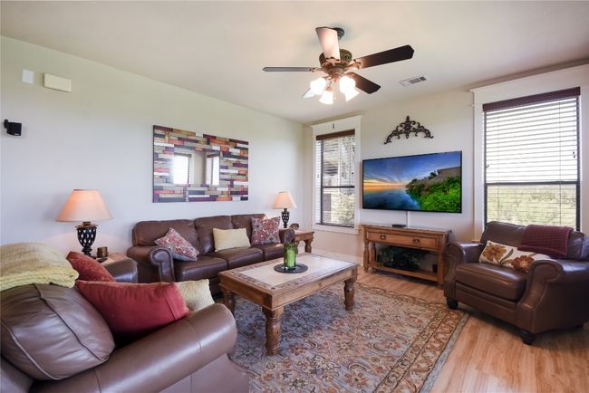 UNIT-203 - 17700 Edgewood Way, Condo with 3 bedrooms, 2 bathrooms and null parking in Jonestown TX | Image 8