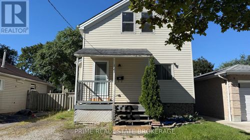 121 Boullee St, London, ON, N5Y1T8 | Card Image