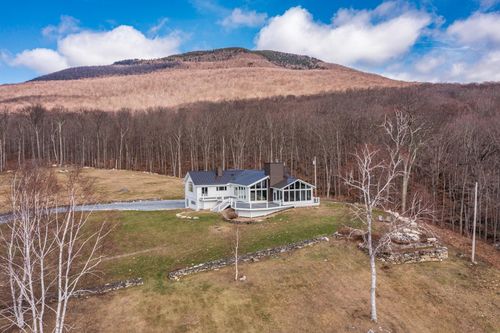 376 Windward Hl, Dorset, VT, 05251-4476 | Card Image
