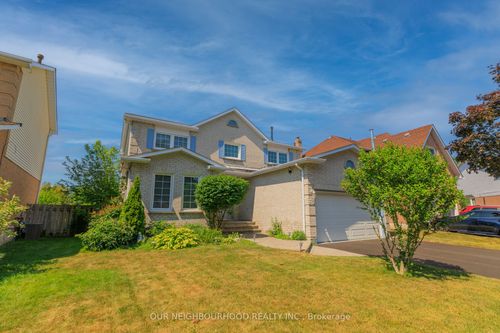 10 Holden Crt, Whitby, ON, L1N9A1 | Card Image