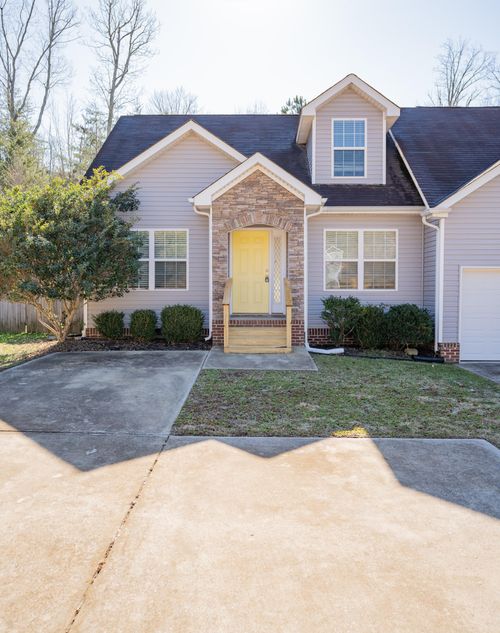 1686 Short Leaf Lane, Soddy Daisy, TN, 37379 | Card Image